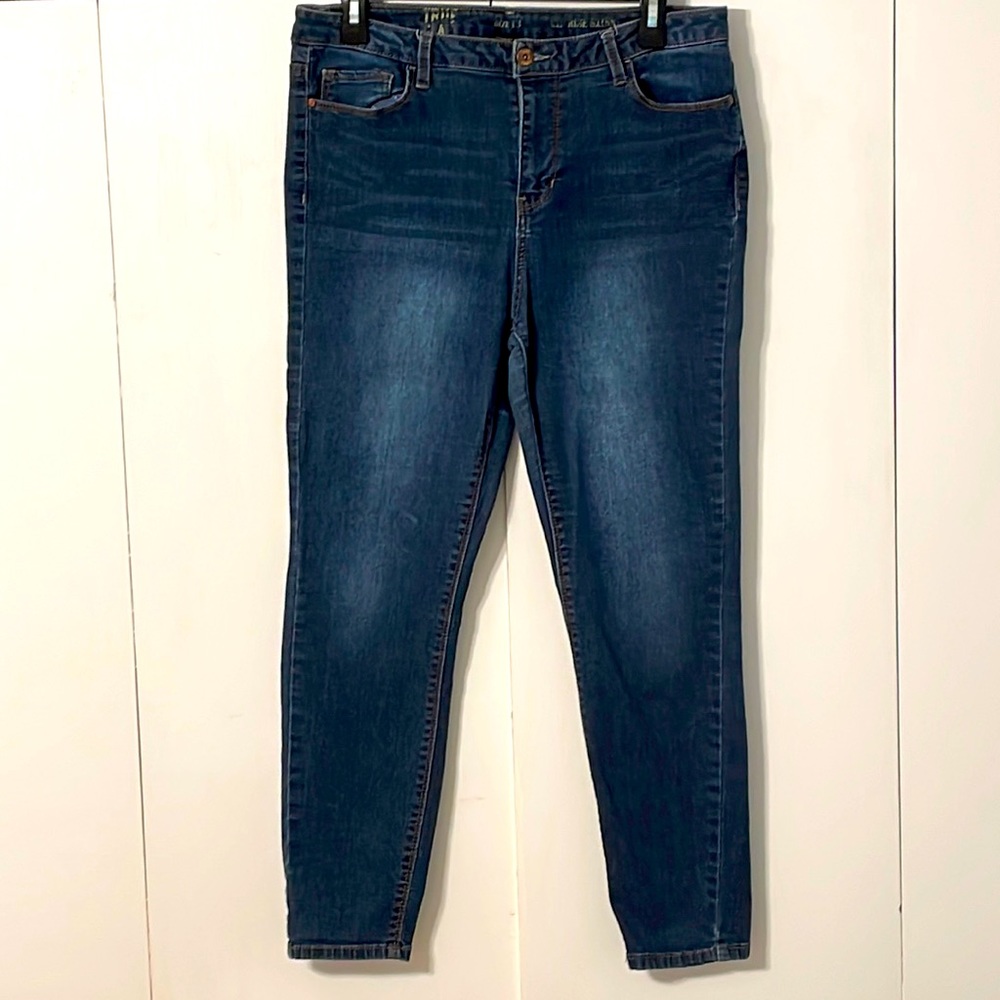 True Craft Size 13 Mid-Rise Skinny Jeans